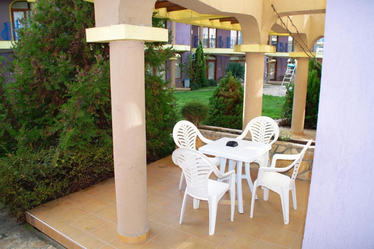 Azura Garden Apartments Chernomorets Exterior photo