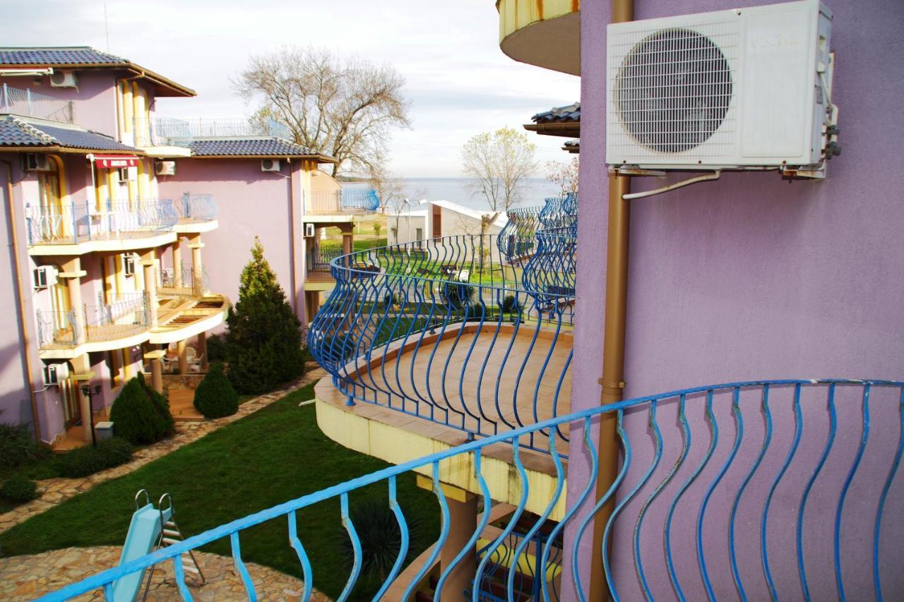 Azura Garden Apartments Chernomorets Exterior photo